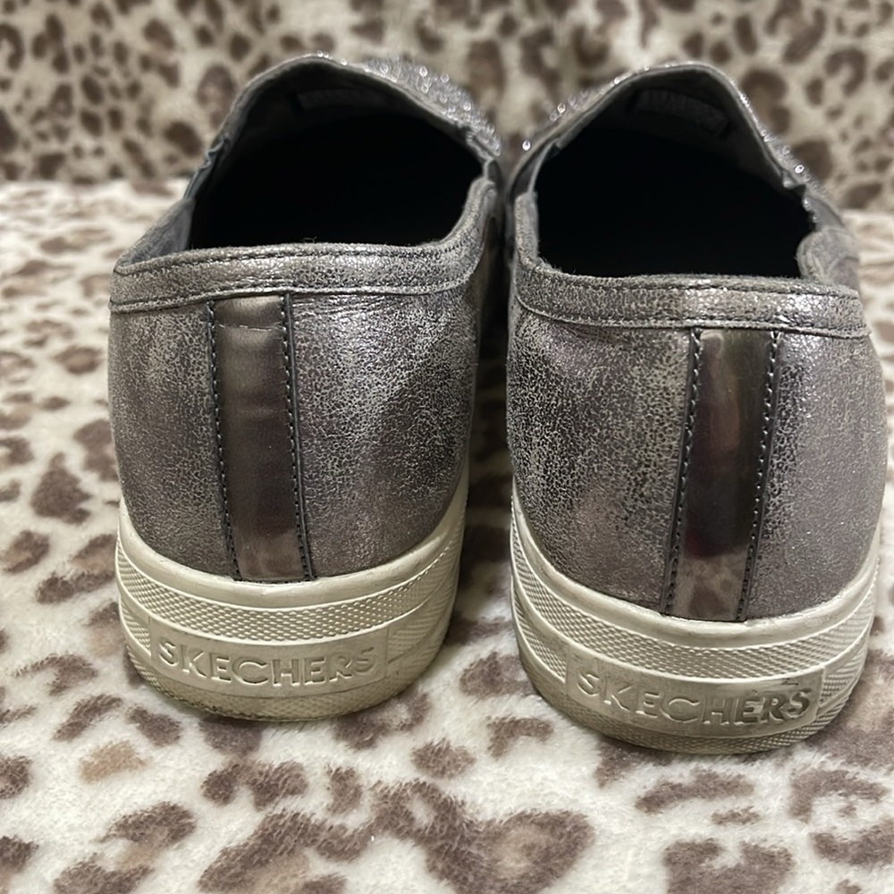 Sketchers slip on shoes. Very comfortable - Picture 3 of 3